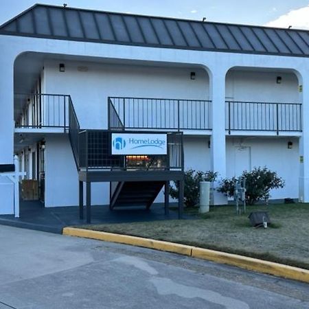 Homelodge نيونان المظهر الخارجي الصورة